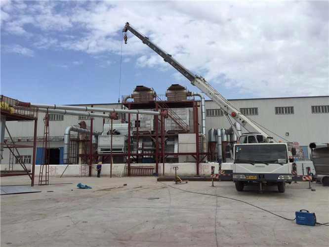 甘德县“手脚齐动”—— 吊车的 “协同作业” 技术