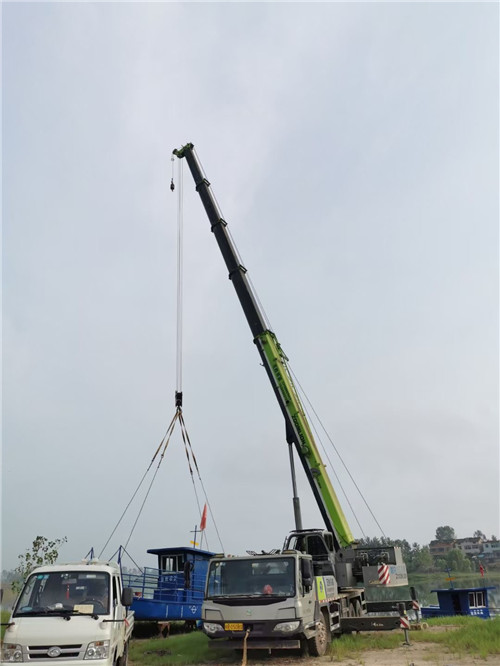 甘德县桥梁建设吊装案例